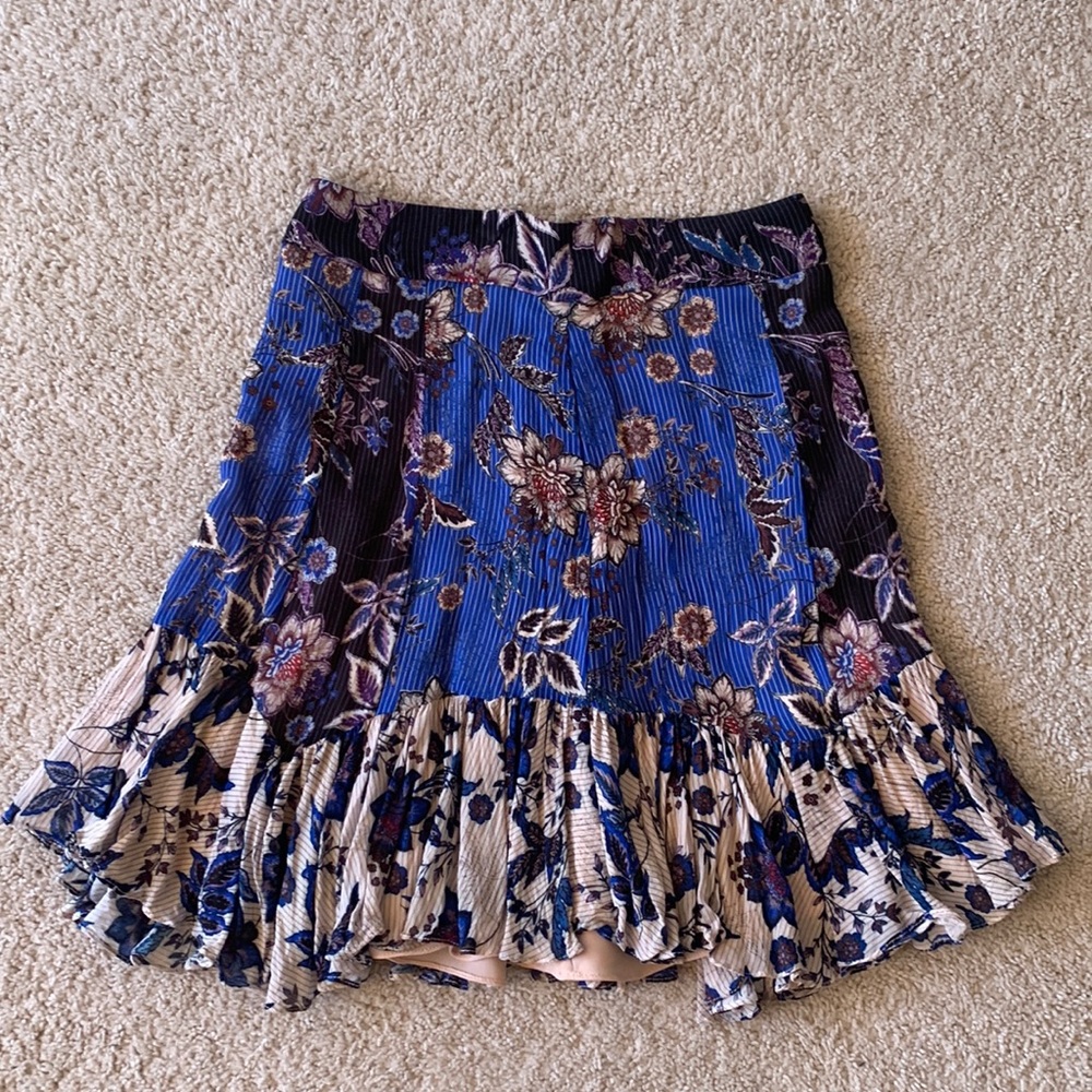 Floral print Zara ruffle skirt